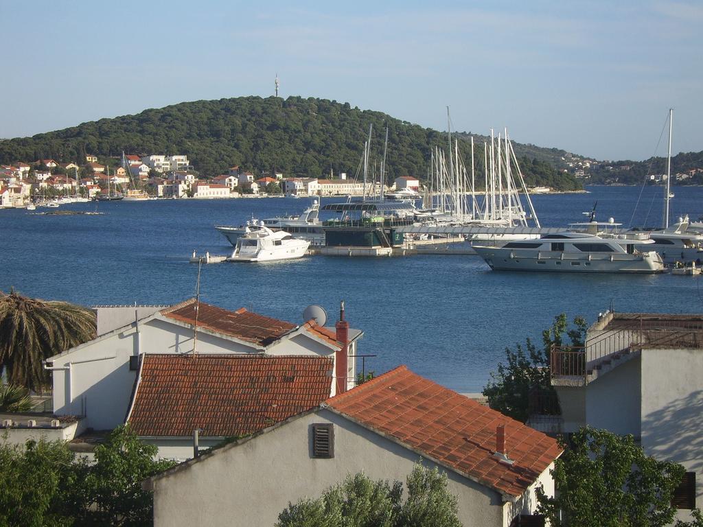 Apartments Villa Erik Rogoznica  Oda fotoğraf