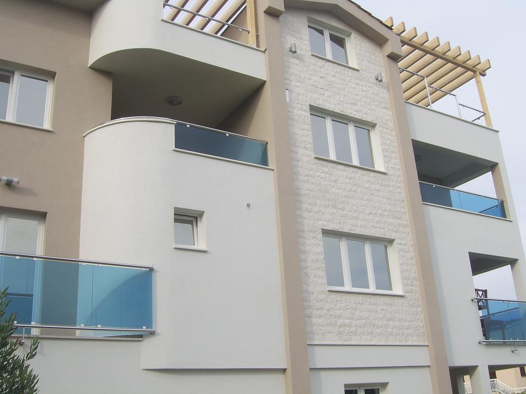 Apartments Villa Erik Rogoznica  Dış mekan fotoğraf
